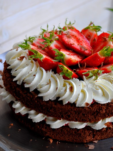 Layer Cake aux fraises et framboises