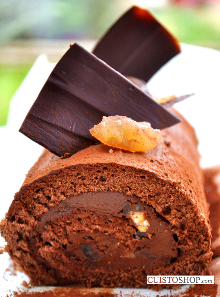 Gâteau roulé au chocolat - bûche au chocolat